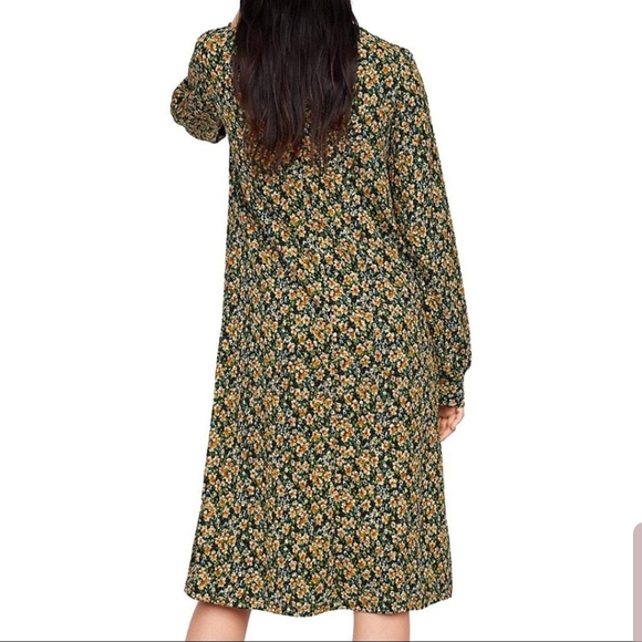 Zara Floral Midi with Knitted Sweater Neckline - Picture 5 of 8